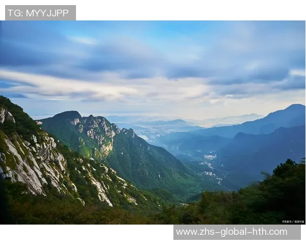 山与胜户的对决探讨自然与人文的交融之美